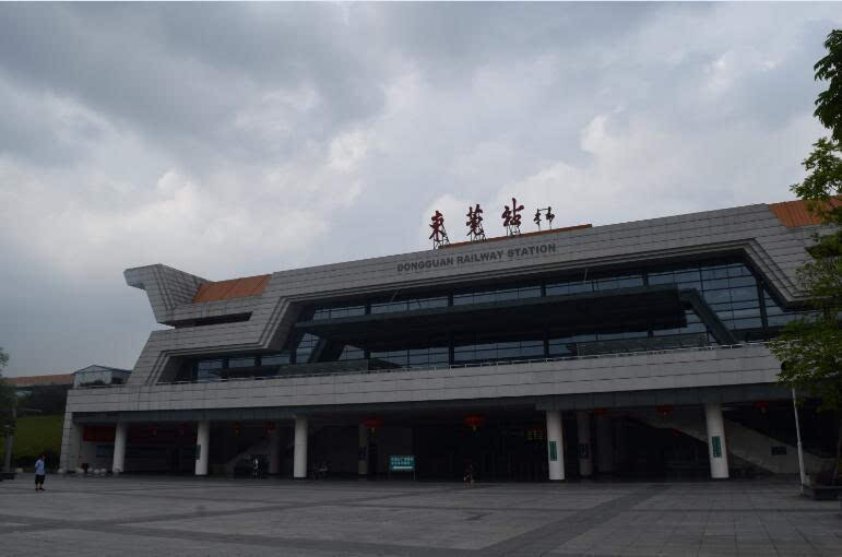 深圳保安机场广州南包车服务
