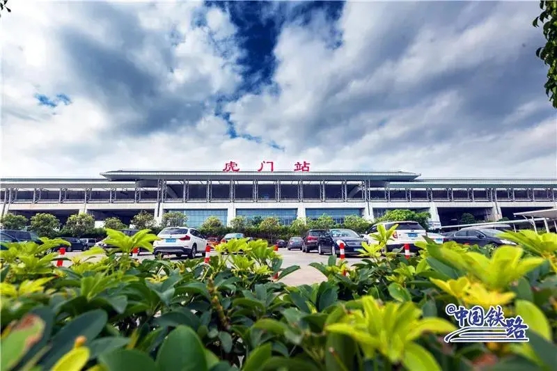 深圳保安机场广州火车站预约车接送