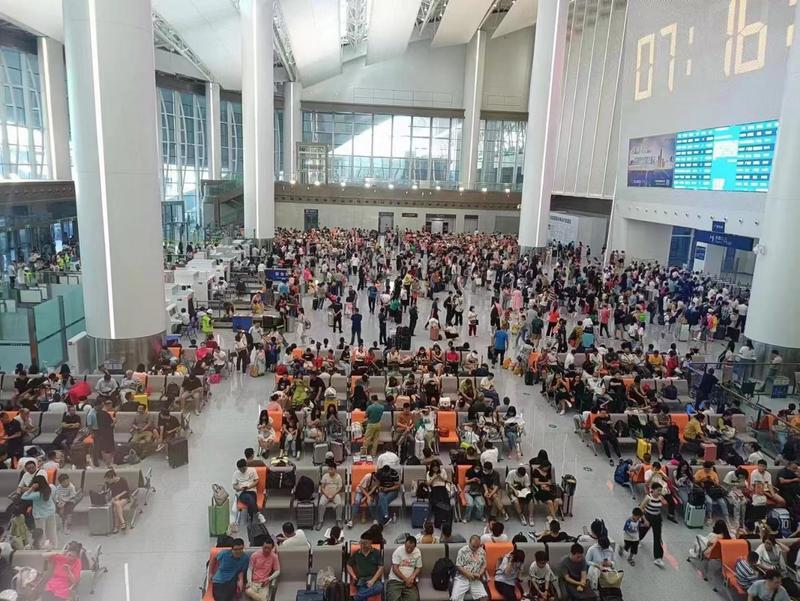 深圳保安机场东莞南预约车接送