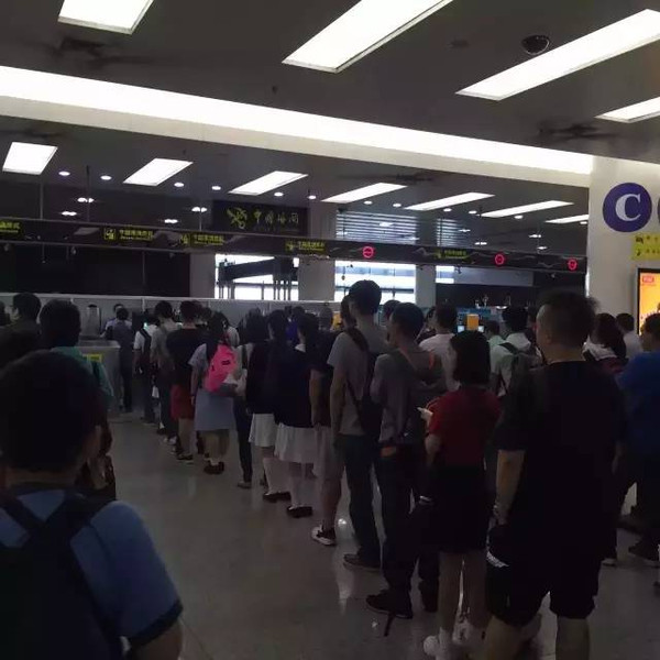 深圳保安机场深圳蛇口口岸预约车接送
